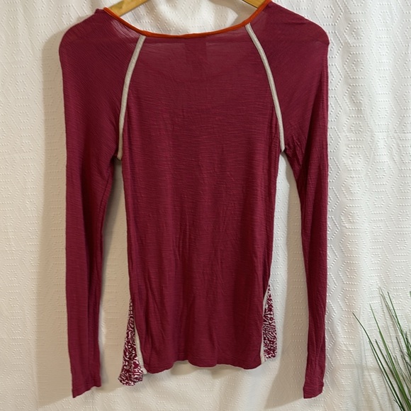 Anthropologie Women's floral long sleeve cut out top - Picture 7 of 7